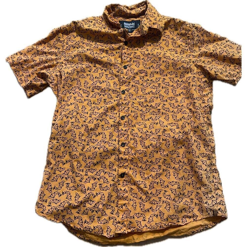 Monument Button Up Bat Shirt Halloween Men’s Size M 100% Cotton